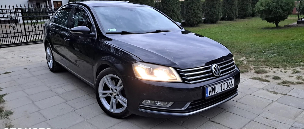 Volkswagen Passat cena 27500 przebieg: 208000, rok produkcji 2012 z Strzelce Opolskie małe 497